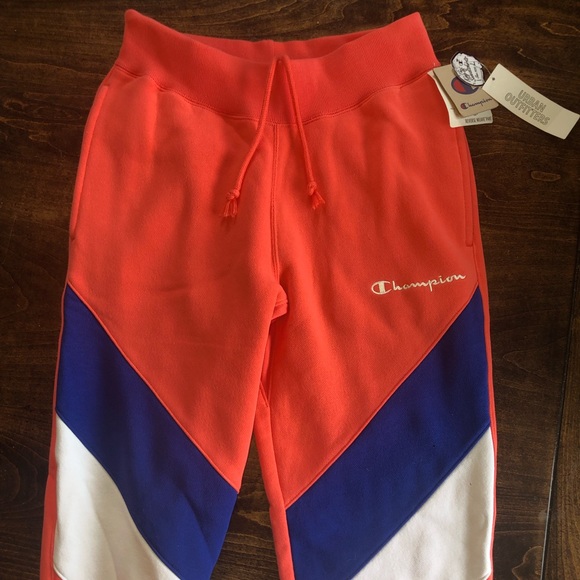 NWT champion sweatpants with zipper ankle! - Picture 1 of 4